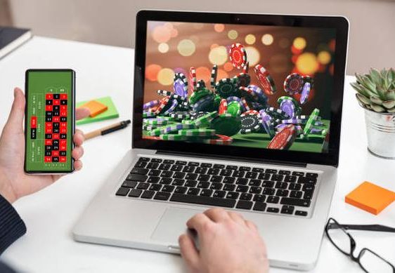 Comparing Casino Tables Available on an online casino Singapore Website