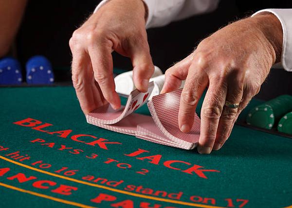 Exploring Progressive Jackpot Slots at online casinos Singapore